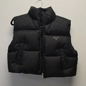 24AW new/PRADA レザートリムウールダウンベスト Vest Black 24AW new/PRADA レザートリムウールダウンベスト Vest Black
